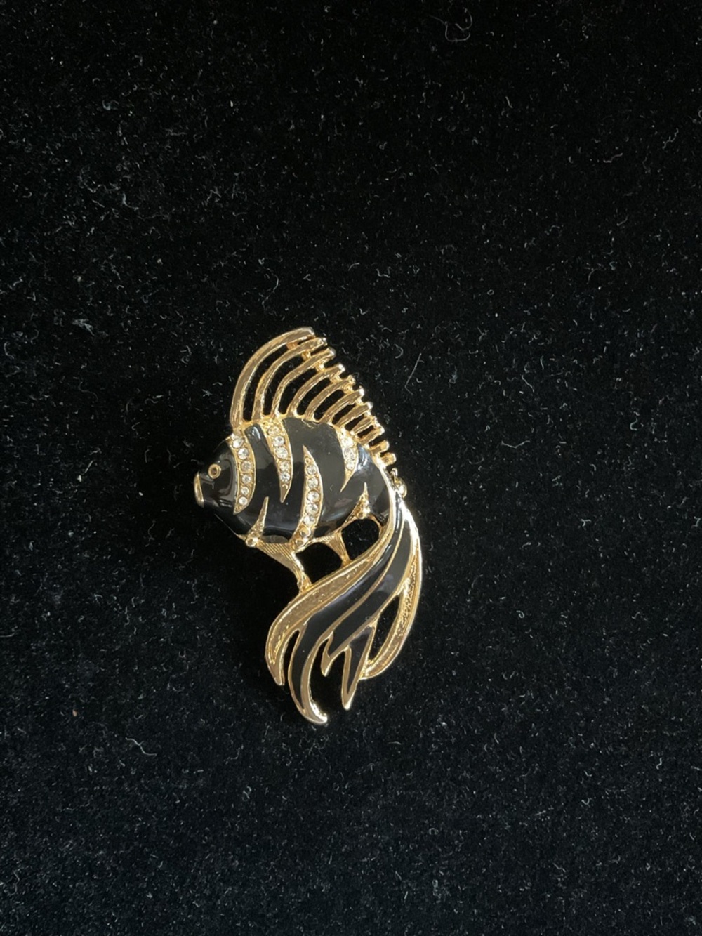 Gold and Black Fish Brooch Pin - Elegant Pet Fish Jewelry